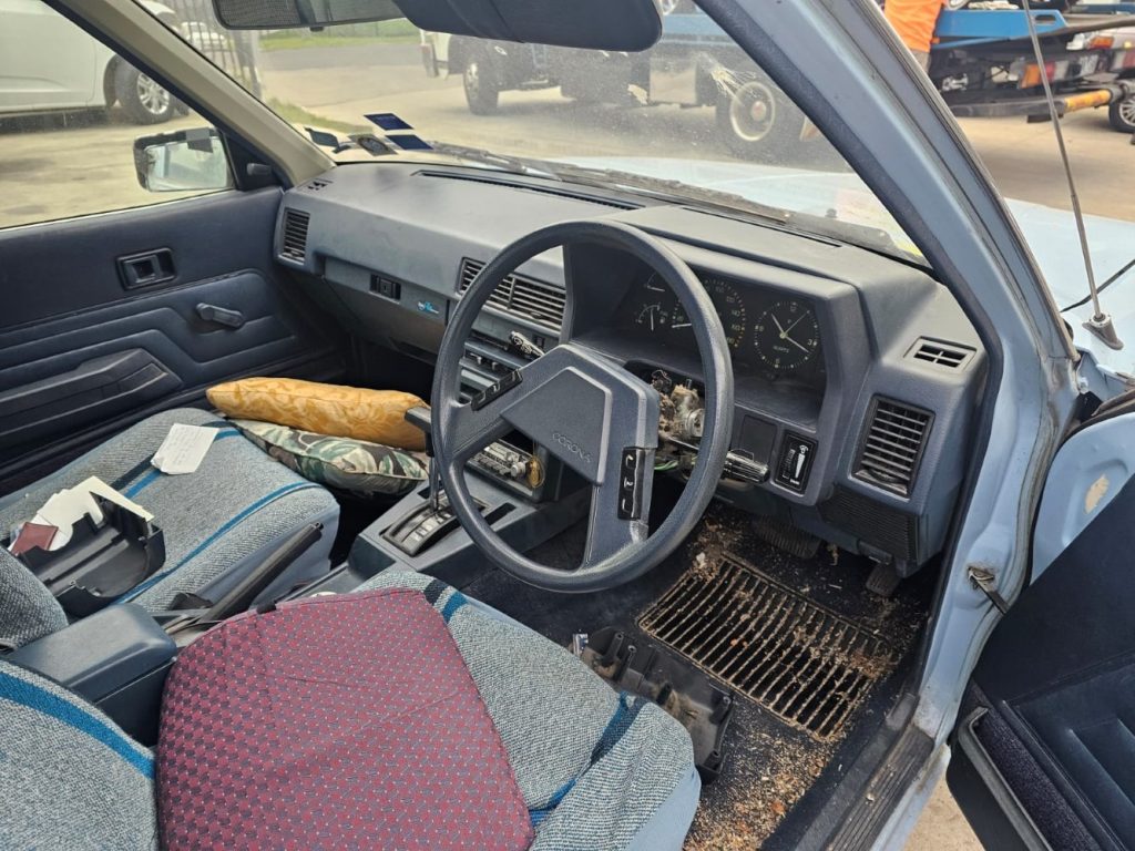 Car Wreckers - Toyota Corona 1984 Blue Auto Petrol
