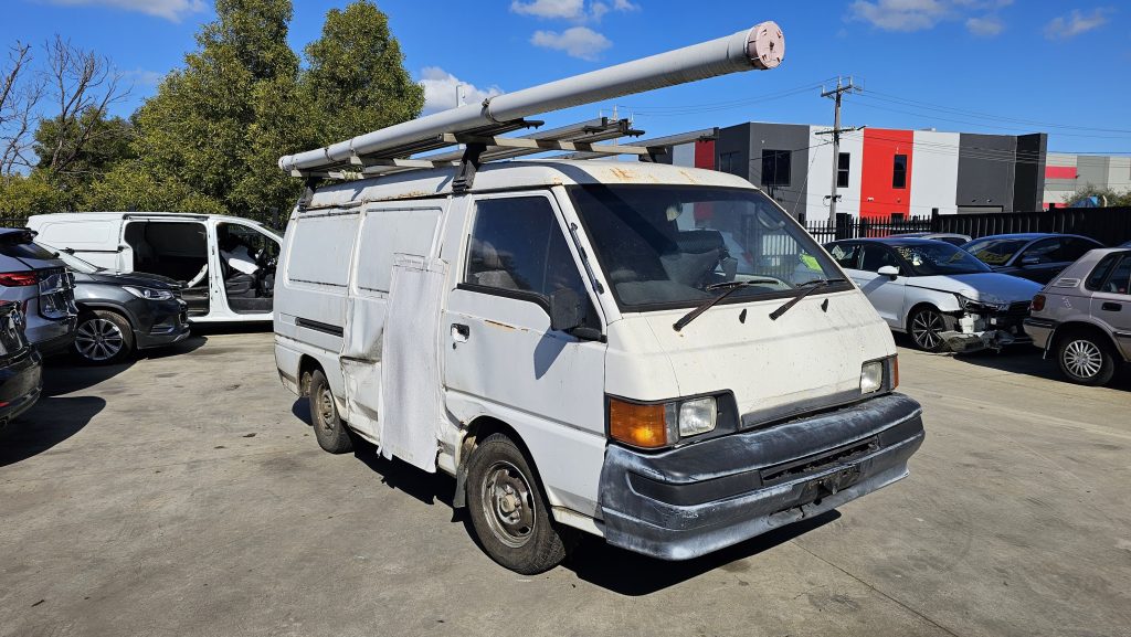 Car Wreckers - Mitsubishi Express 1991 White Manual Petrol