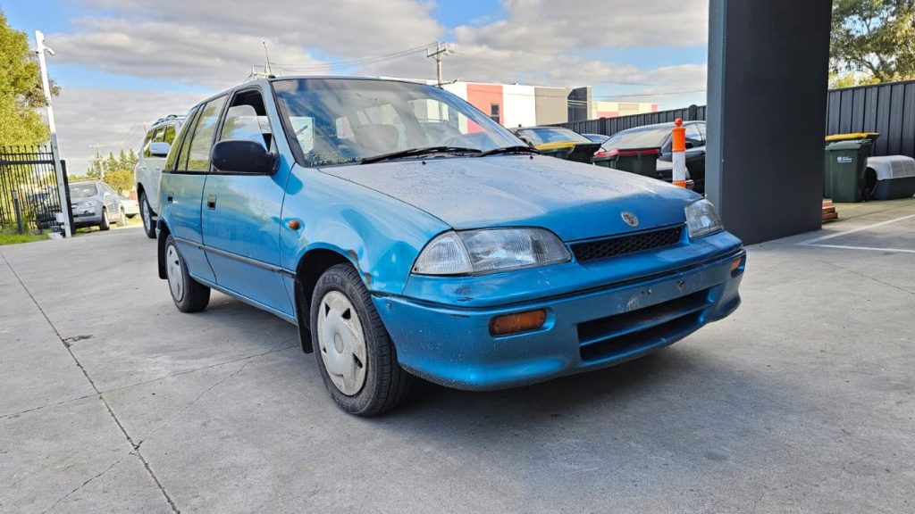 Car Wreckers - Holden Barina 1992 Blue Auto Petrol
