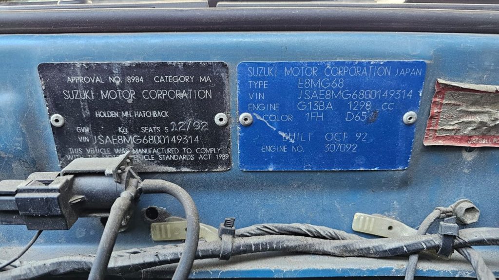 Car Wreckers - Holden Barina 1992 Blue Auto Petrol