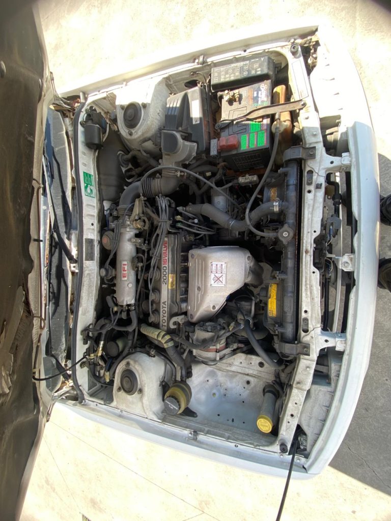 Car Wreckers - Toyota Camry 1992 White Auto Petrol