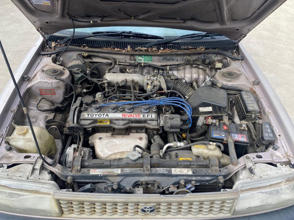 Car Wreckers - Toyota Corolla 1992 Gold Auto Petrol