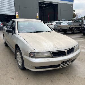 Car Wreckers - Toyota Camry 2000 Gold Auto
