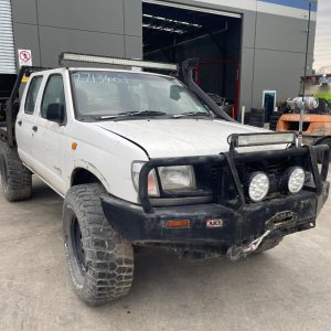 Car Wreckers - Nissan Navara 1997 White Manual Diesel