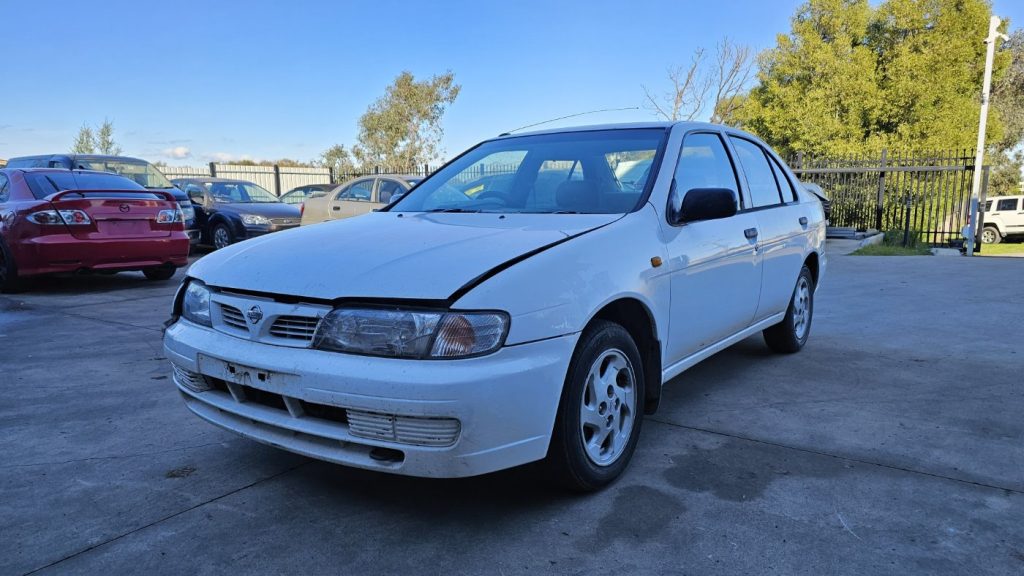 Car Wreckers - Nissan Pulsar 1997 White Auto Petrol