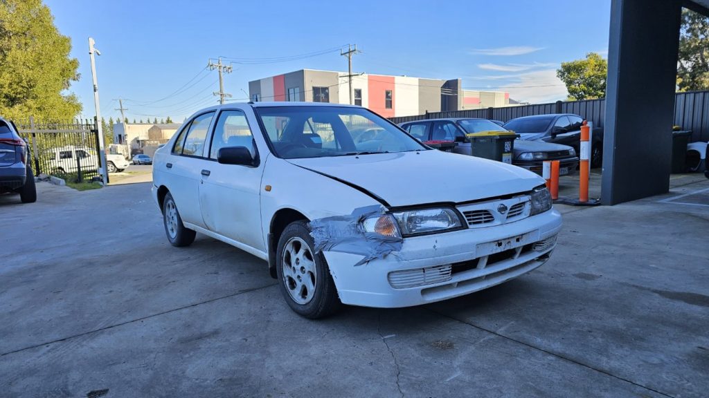 Car Wreckers - Nissan Pulsar 1997 White Auto Petrol
