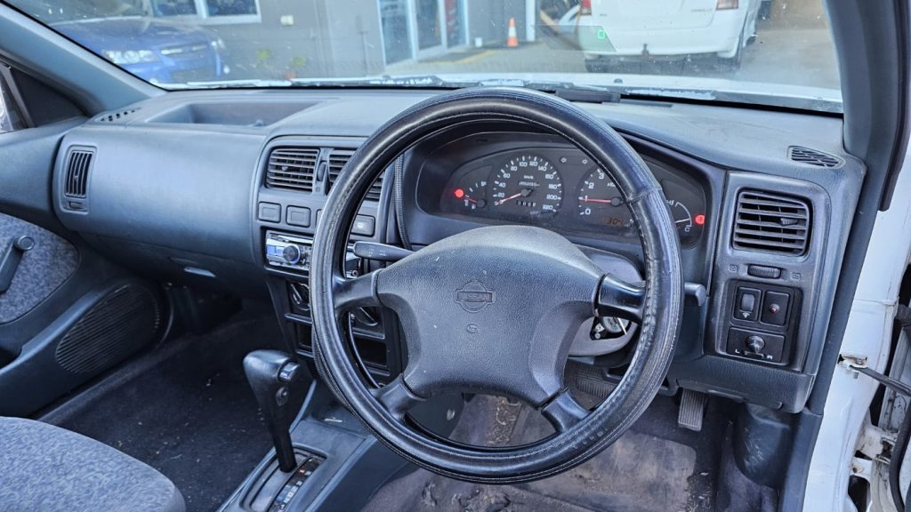 Car Wreckers - Nissan Pulsar 1997 White Auto Petrol