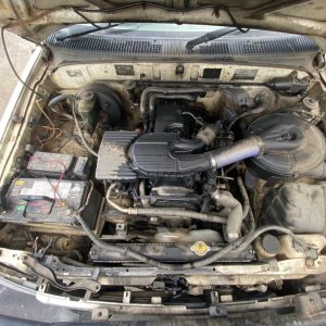 Car Wreckers - Toyota Hilux 1997 White Manual Diesel