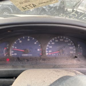 Car Wreckers - Toyota Hilux 1997 White Manual Diesel