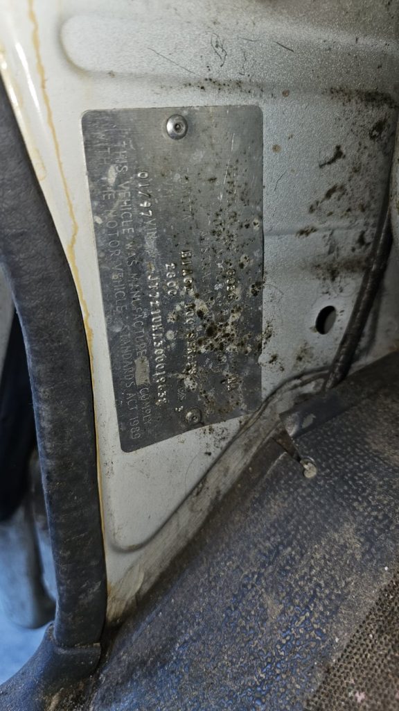 Car Wreckers - Toyota Hiace 1997 White Auto Petrol