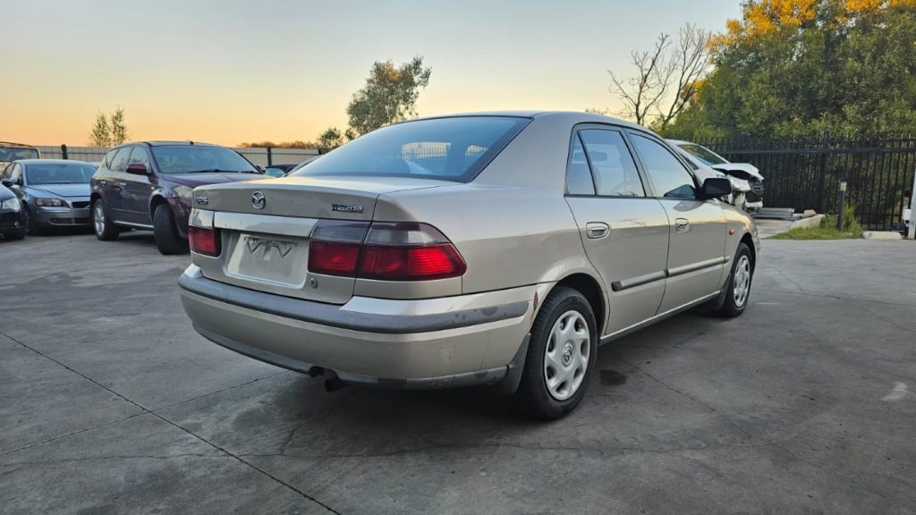 Mazda 626 1998 GF V 2.0L FS DOHC 16v Petrol 4cyl 93kW Sedan FWD