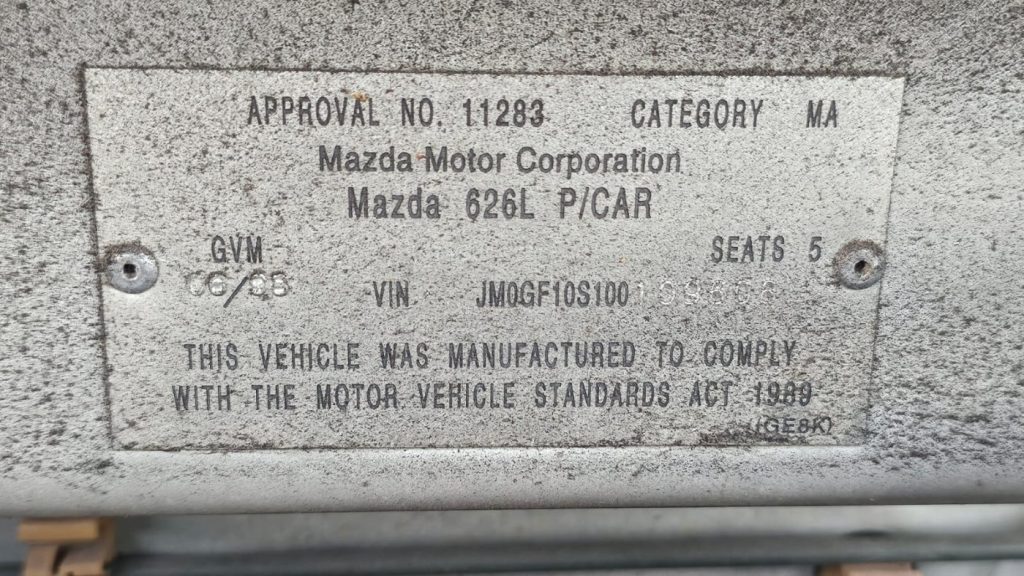 Mazda 626 1998 GF V 2.0L FS DOHC 16v Petrol 4cyl 93kW Sedan FWD