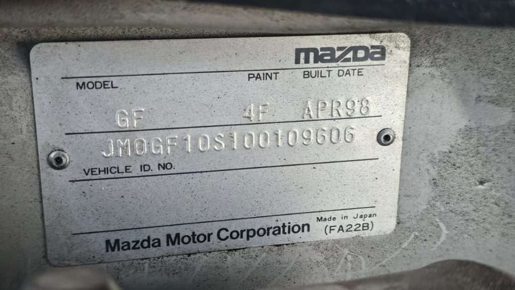 Mazda 626 1998 GF V 2.0L FS DOHC 16v Petrol 4cyl 93kW Sedan FWD
