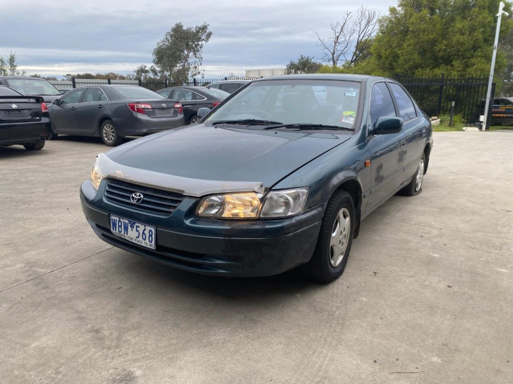 Car Wreckers - Toyota Camry 1998 Green Auto Petrol