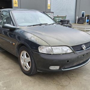 Car Wreckers - Holden Vectra 1999 Green Auto Petrol