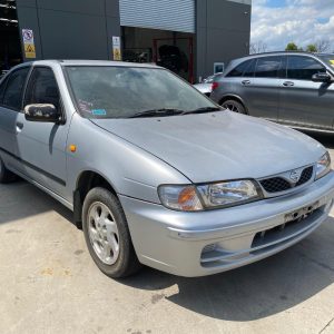 Car Wreckers - Nissan Pulsar 1999 Silver Manual