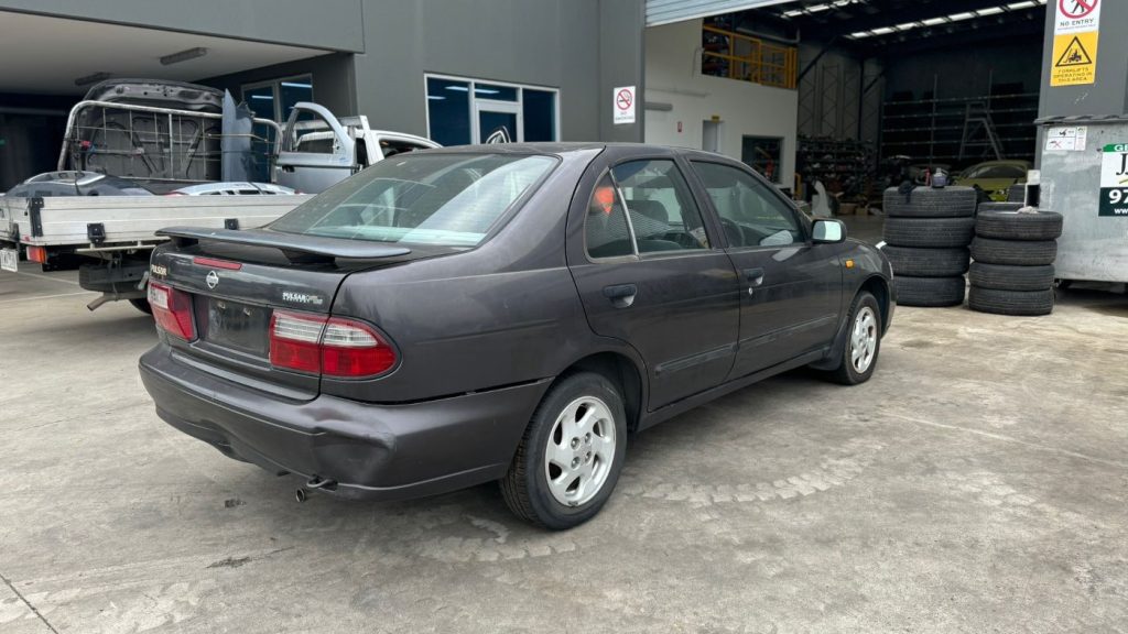 Car Wreckers - Nissan Pulsar 1999 Black Manual Petrol