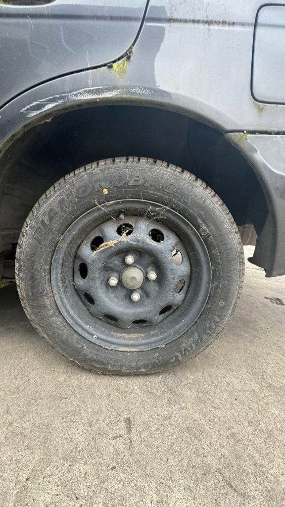 Car Wreckers - Nissan Pulsar 1999 Black Manual Petrol