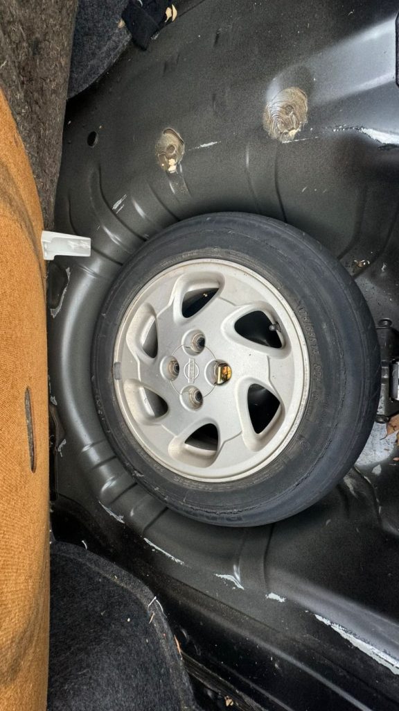 Car Wreckers - Nissan Pulsar 1999 Black Manual Petrol