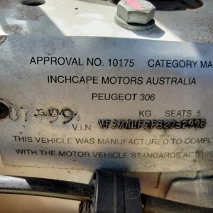 Car Wreckers - Peugeot 306 1999 White Auto Petrol