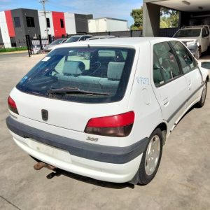 Car Wreckers - Peugeot 306 1999 White Auto Petrol
