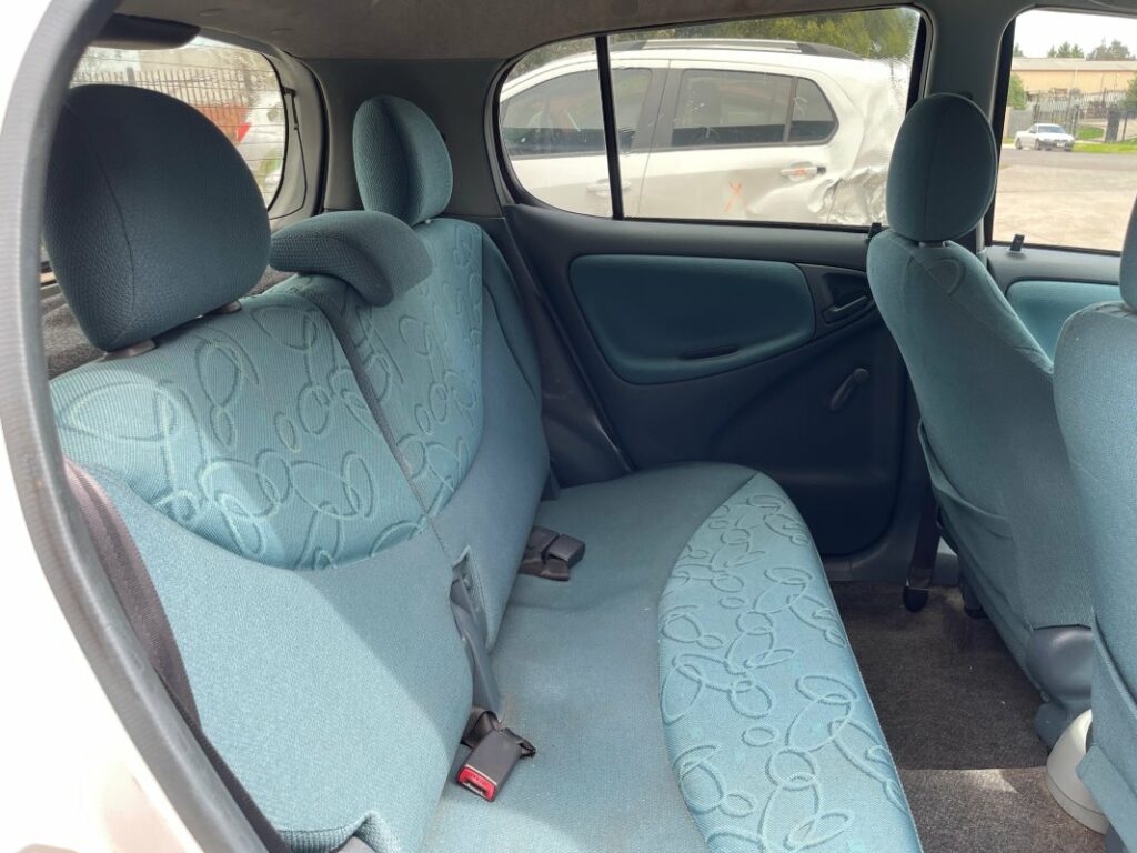 Car Wreckers - Toyota Echo 1999