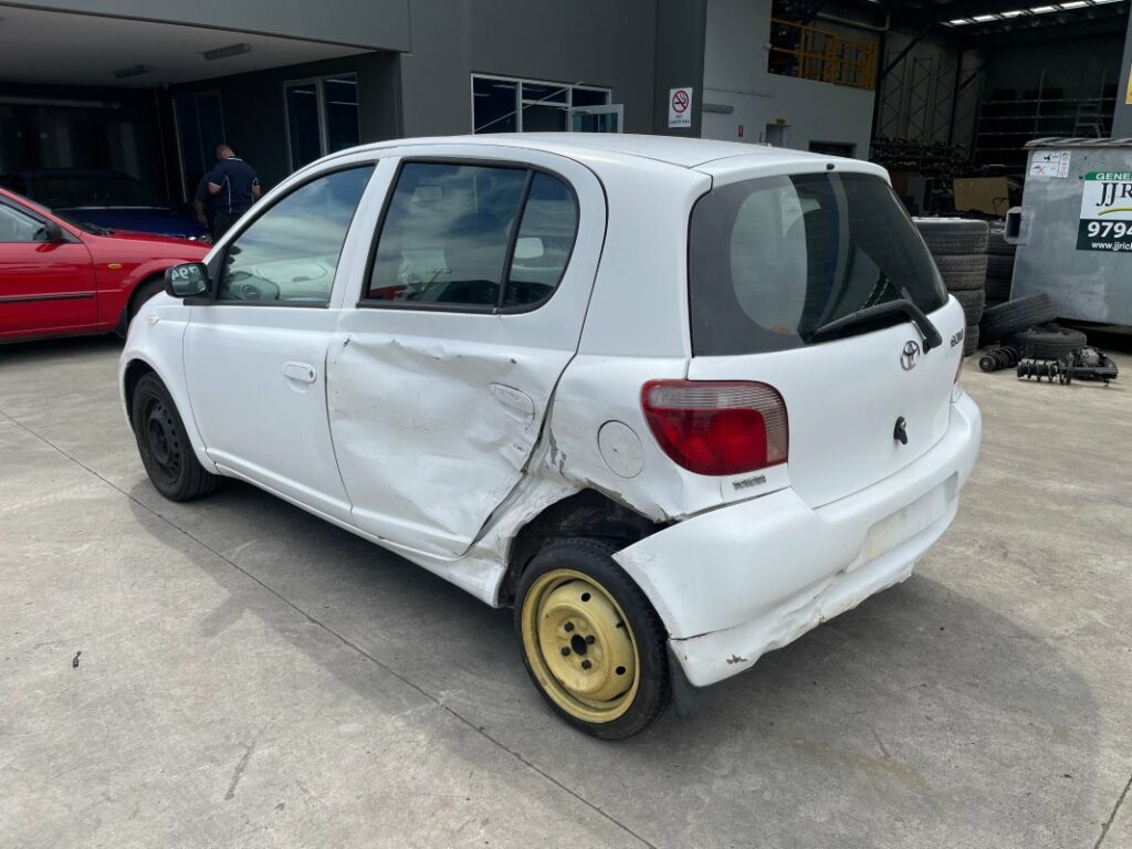 Car Wreckers - Toyota Echo 1999