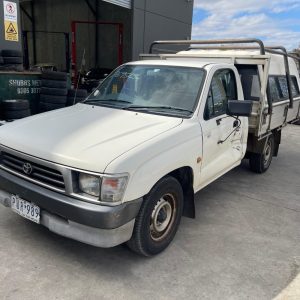 Car Wreckers - Toyota Hilux 1999 White Manual Manual