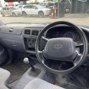 Car Wreckers - Toyota Hilux 1999 White Manual Manual
