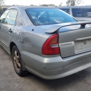 1999 mitsubishi magna