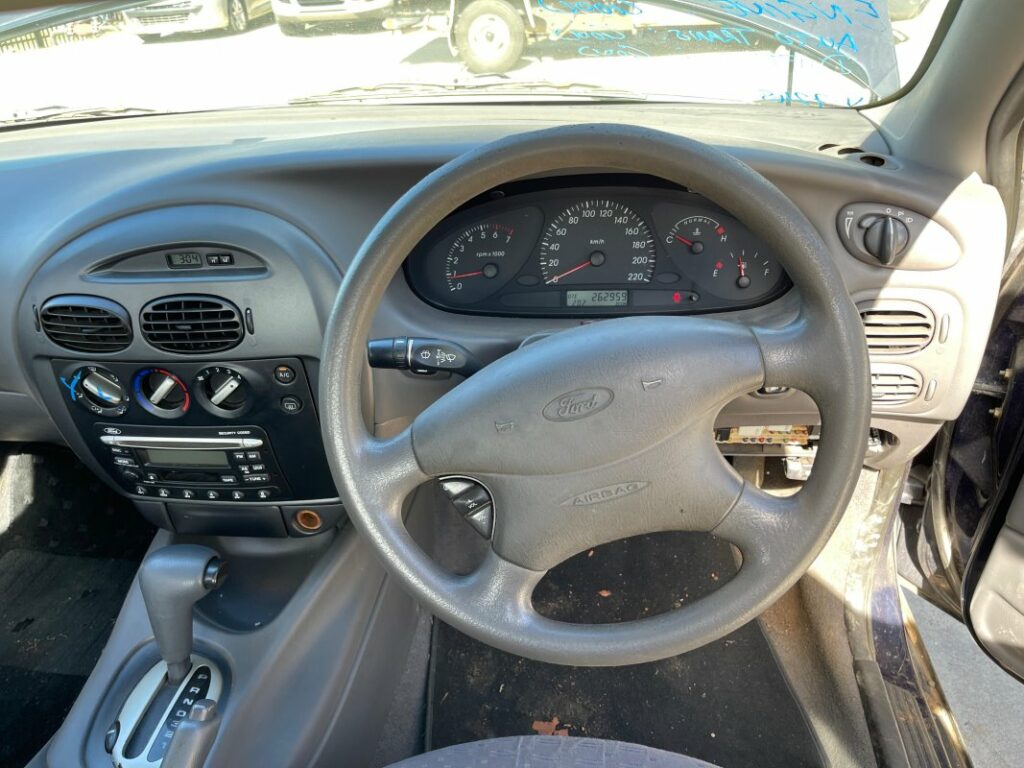 Car Wreckers - Ford Falcon 2000