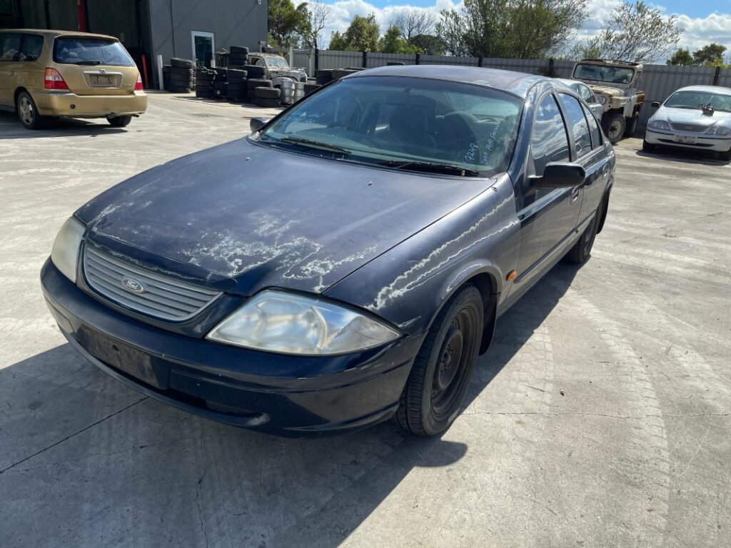 Car Wreckers - Ford Falcon 2000
