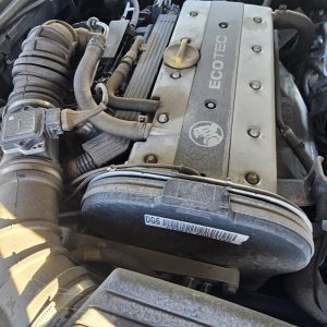 Car Wreckers - Holden Ventra 2000 White Auto Petrol