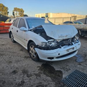 Car Wreckers - Holden Ventra 2000 White Auto Petrol