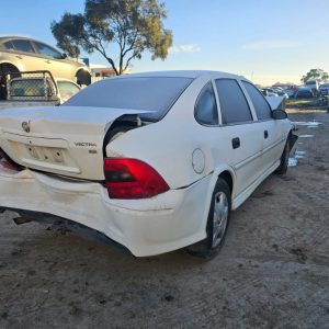 Car Wreckers - Holden Ventra 2000 White Auto Petrol