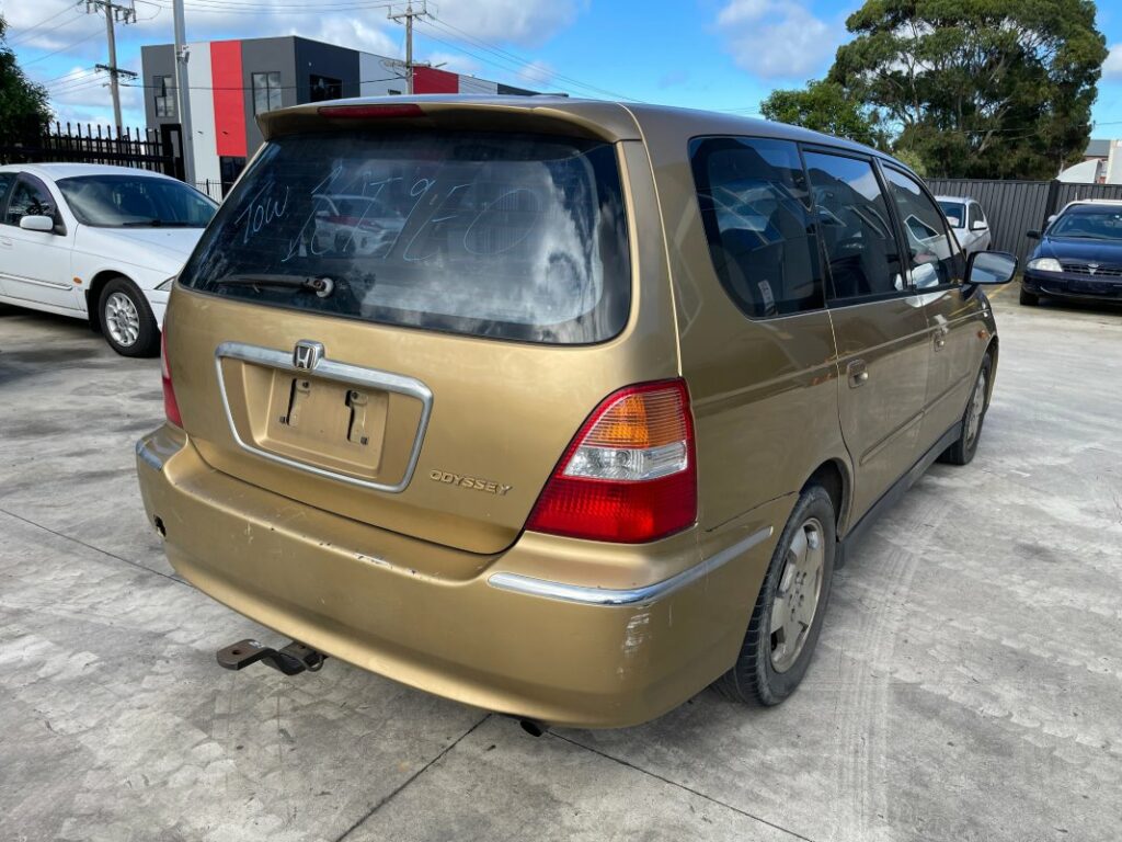 Car Wreckers - Honda Odyssey 2000