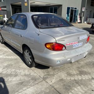 Car Wreckers - Hyundai Lantra 2000