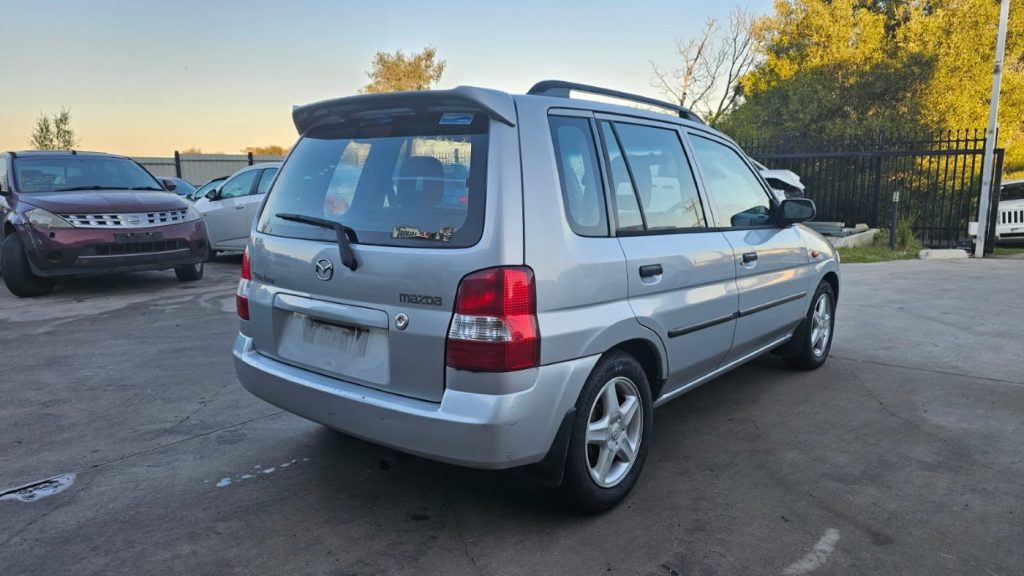 Mazda 121 Metro 2000 DW5W i 16V 1.5L B5C5 SOHC 16v Petrol 4cyl 64kW Hatchback FWD