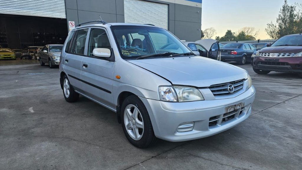 Mazda 121 Metro 2000 DW5W i 16V 1.5L B5C5 SOHC 16v Petrol 4cyl 64kW Hatchback FWD