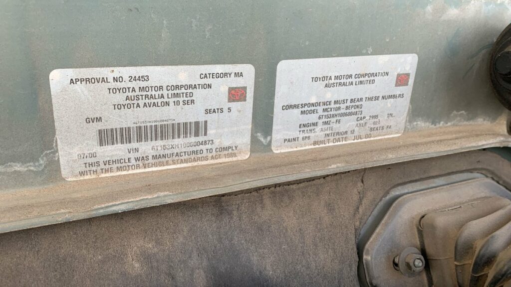 Car Wreckers - Toyota Avalon 2000 Silver Auto Petrol - Car Parts, Used Parts, Auto Parts