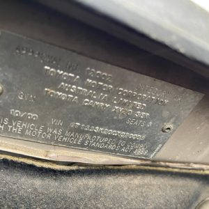Car Wreckers - Toyota Camry 2000 Gold Auto