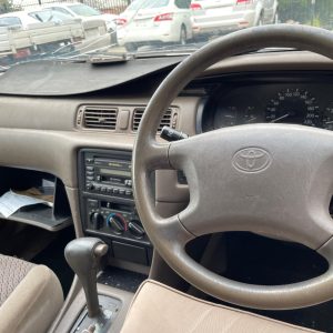 Car Wreckers - Toyota Camry 2000 Gold Auto