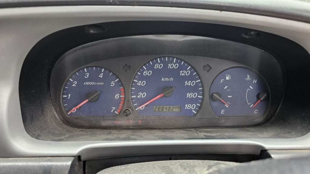 Car Wreckers - Ford Courier 2002 White Auto Petrol