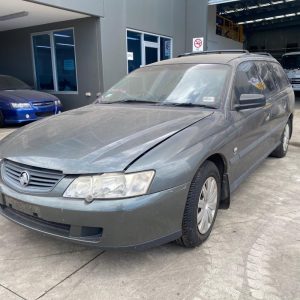Car Wreckers - Holden Commodore 2002 Grey Auto Petrol