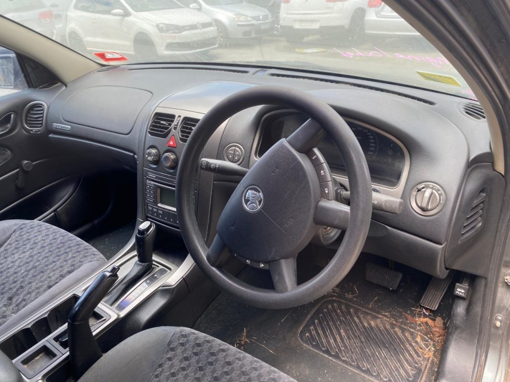 Car Wreckers - Holden Commodore 2002 Grey Auto Petrol