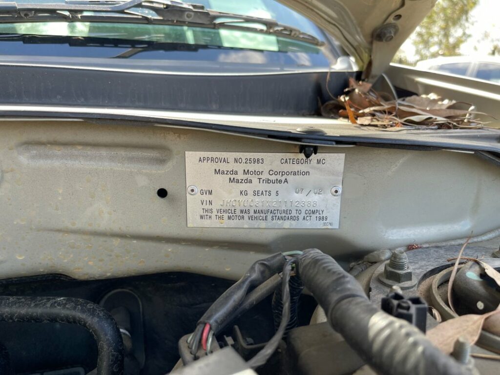 Car Wreckers - Mazda Tribute 2002