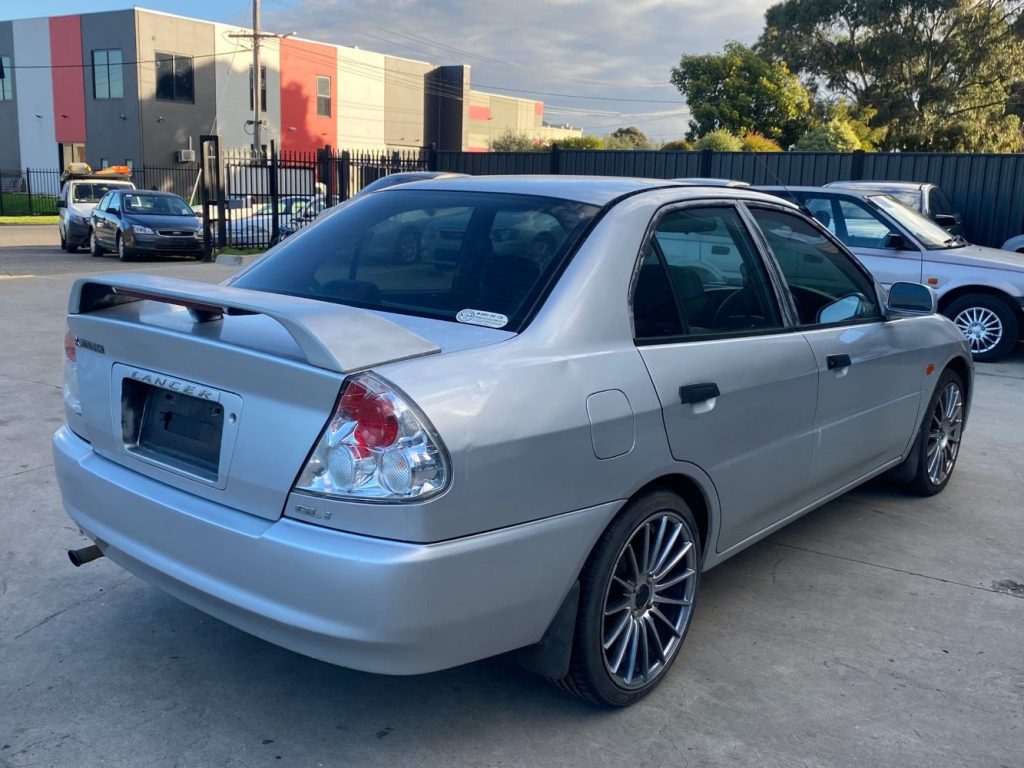 Car Wreckers - Mitsubishi Lancer 2002 Silver Auto Petrol