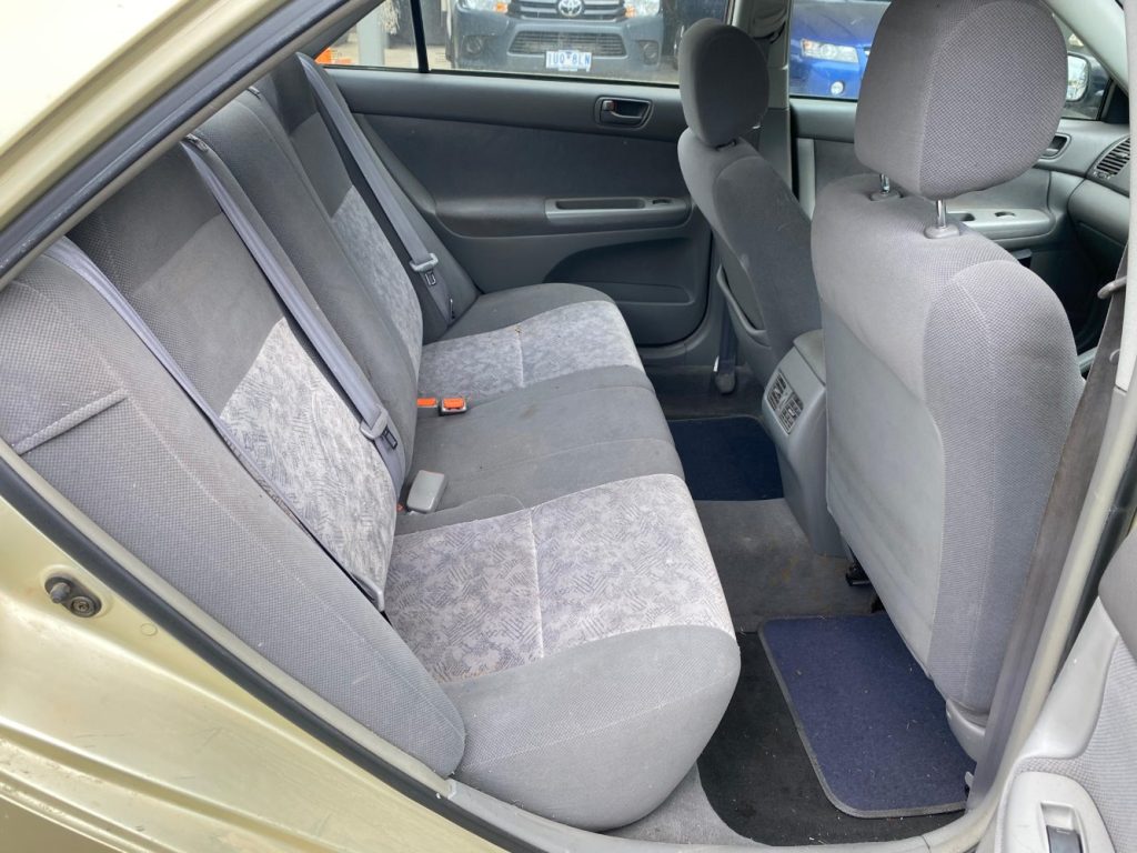 Car Wreckers - Toyota Camry 2002 Gold Auto Petrol