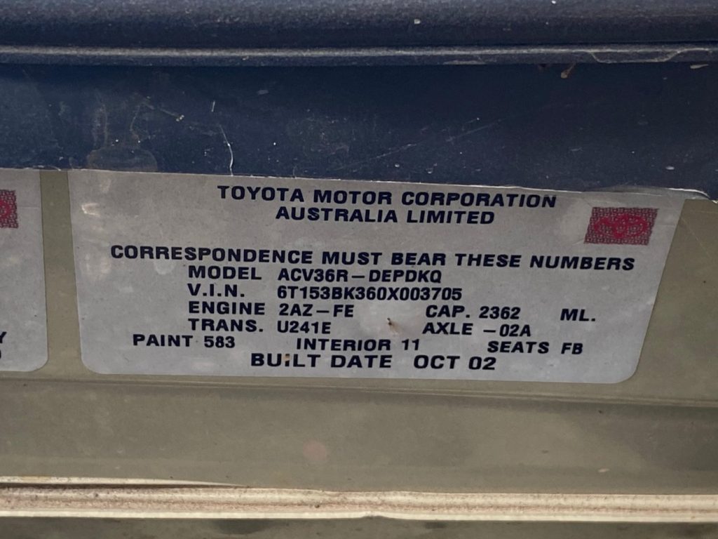 Car Wreckers - Toyota Camry 2002 Gold Auto Petrol