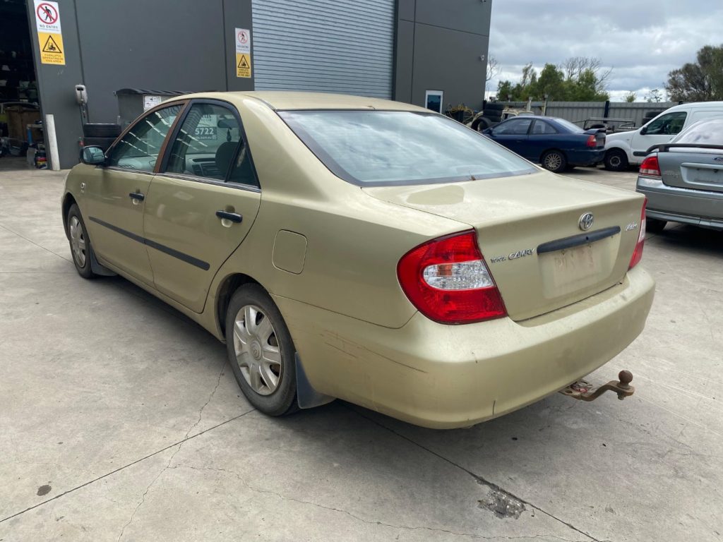 Car Wreckers - Toyota Camry 2002 Gold Auto Petrol